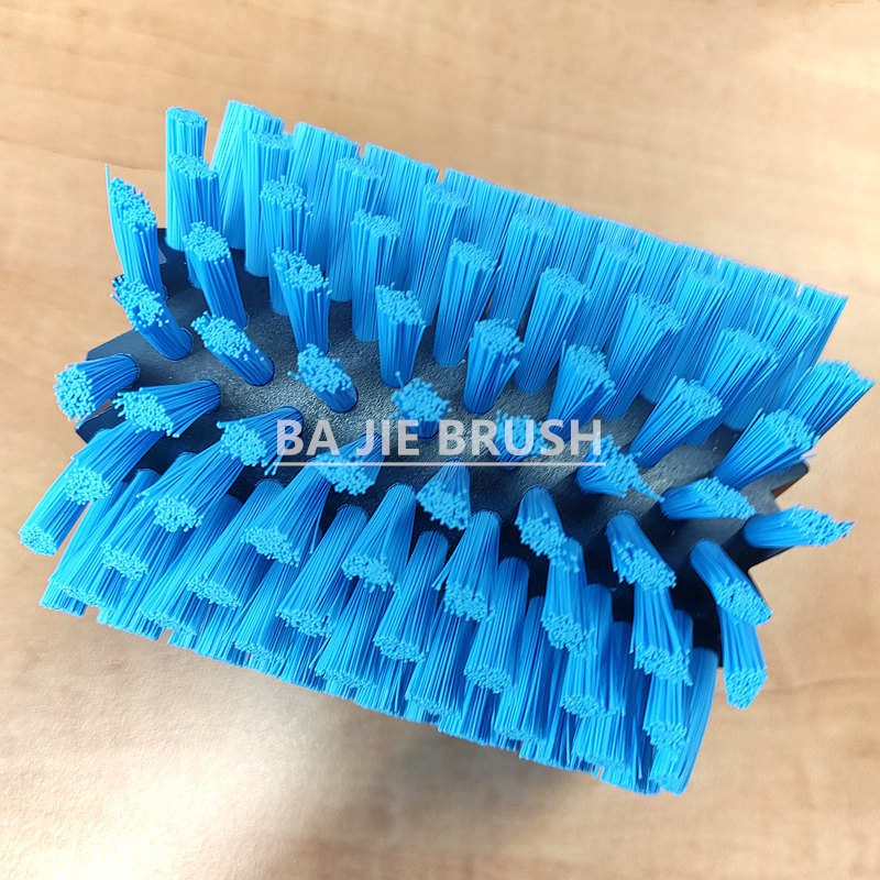 Punched Roller Brush